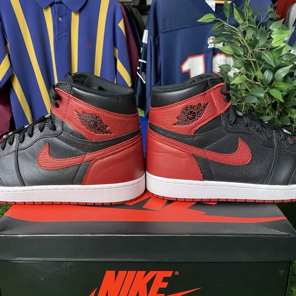2016 Nike Air Jordan 1 Retro High OG Bred Banned 555088-001 Used Men Size 12